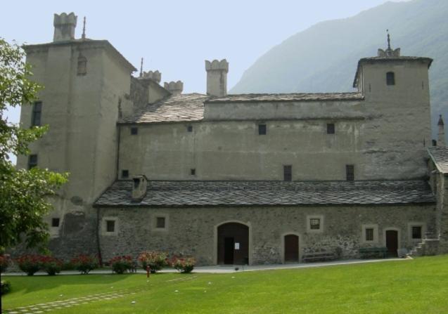 Le Vieux Noyer - Appartamenti Al Verde Villaggio Di Rumiod Saint-Pierre Exterior photo